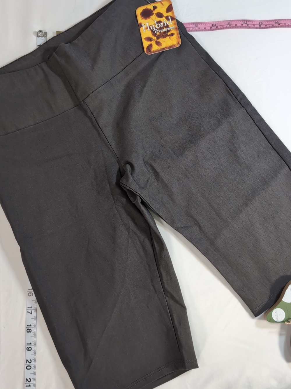 Hybrid & company Women's Charcoal Bike Shorts
